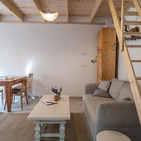 Garage Daire Solkan